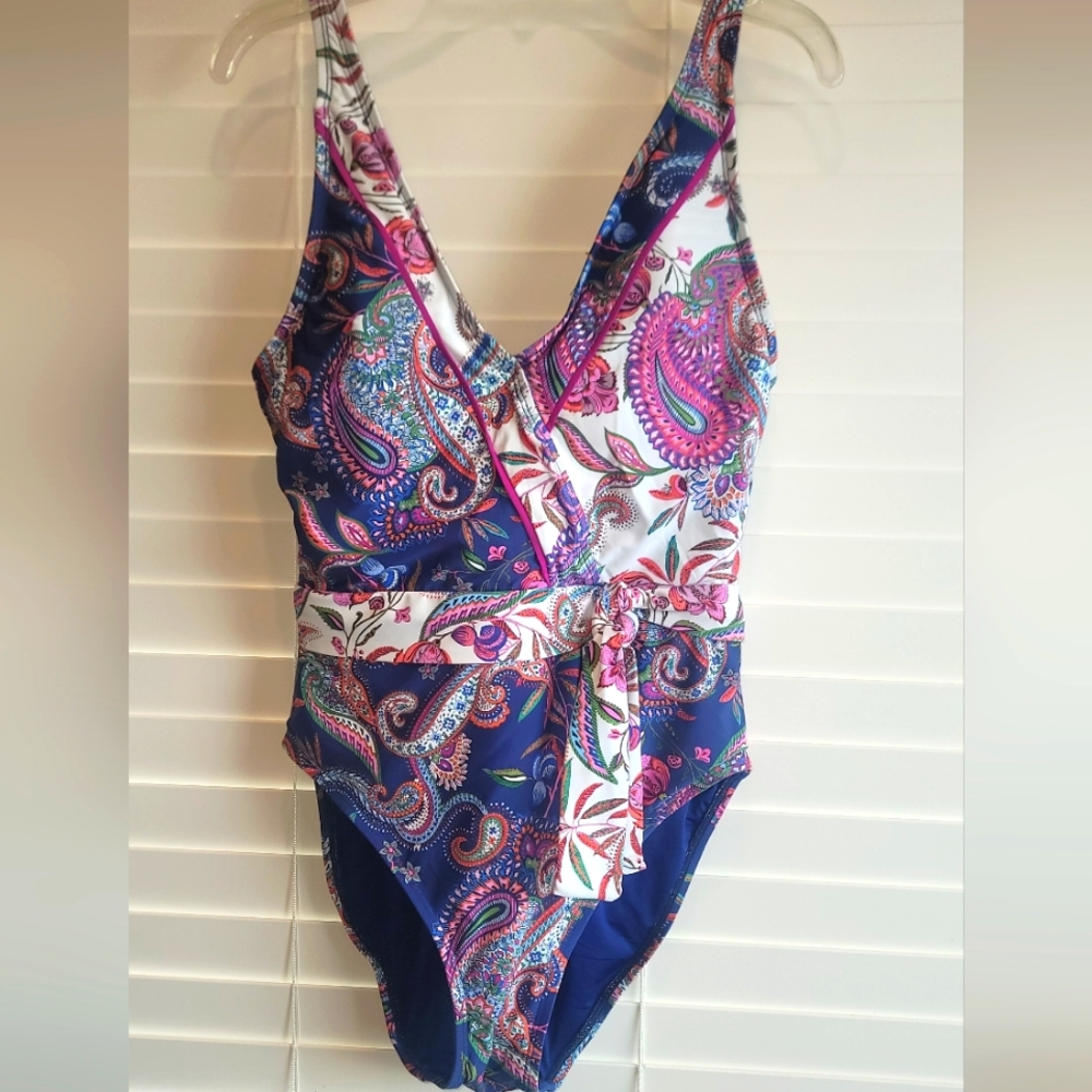La Blanca One Piece Swimsuit Gypsy Paisley Size 6